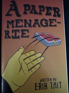 Cover Image for A Paper Menagerie